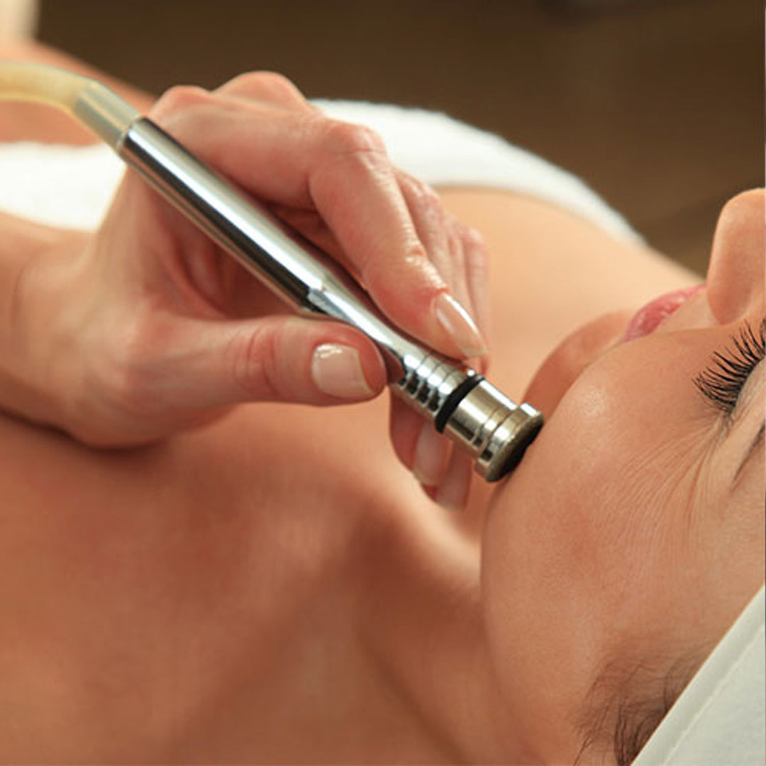 Higiene con hidrodermoabrasión + Peeling AHA